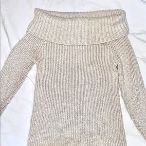 Hollister tan sweater